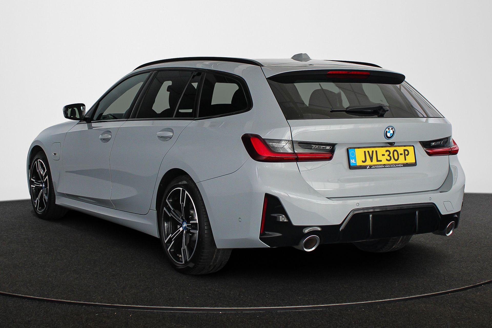 BMW 3 Serie Touring 320e - Afbeelding 4