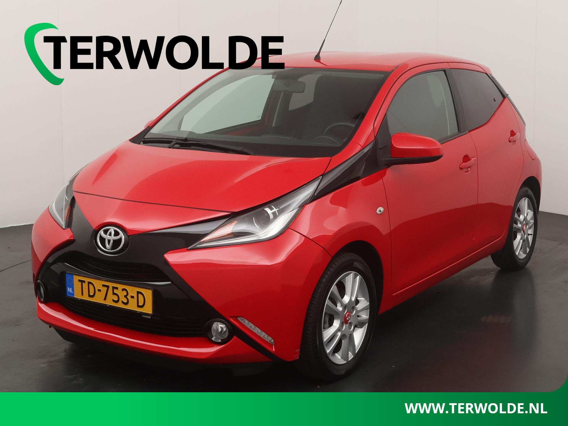 Toyota Aygo 1.0 VVT-i x-play
