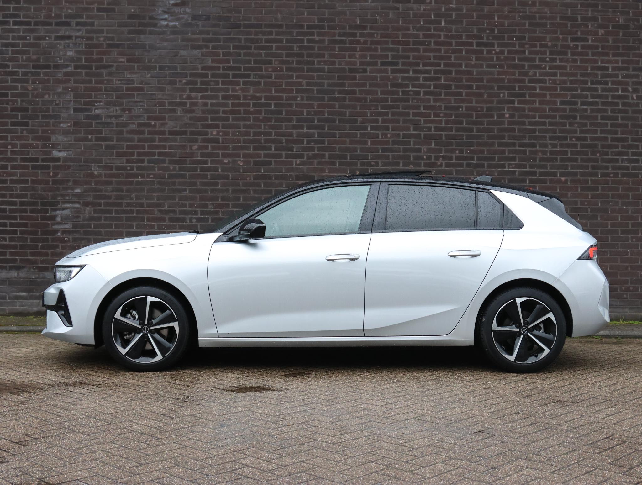 Opel Astra GS 145pk Hybrid - Afbeelding 2