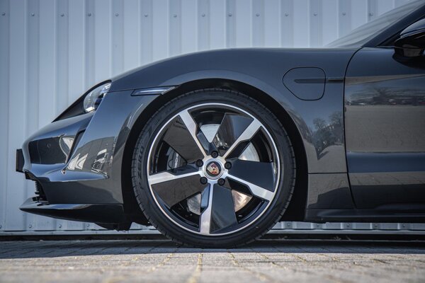 lichtmetalen velgen 21"