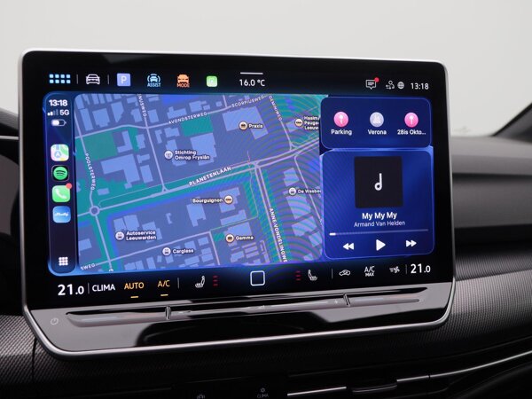 Apple Carplay/Android Auto