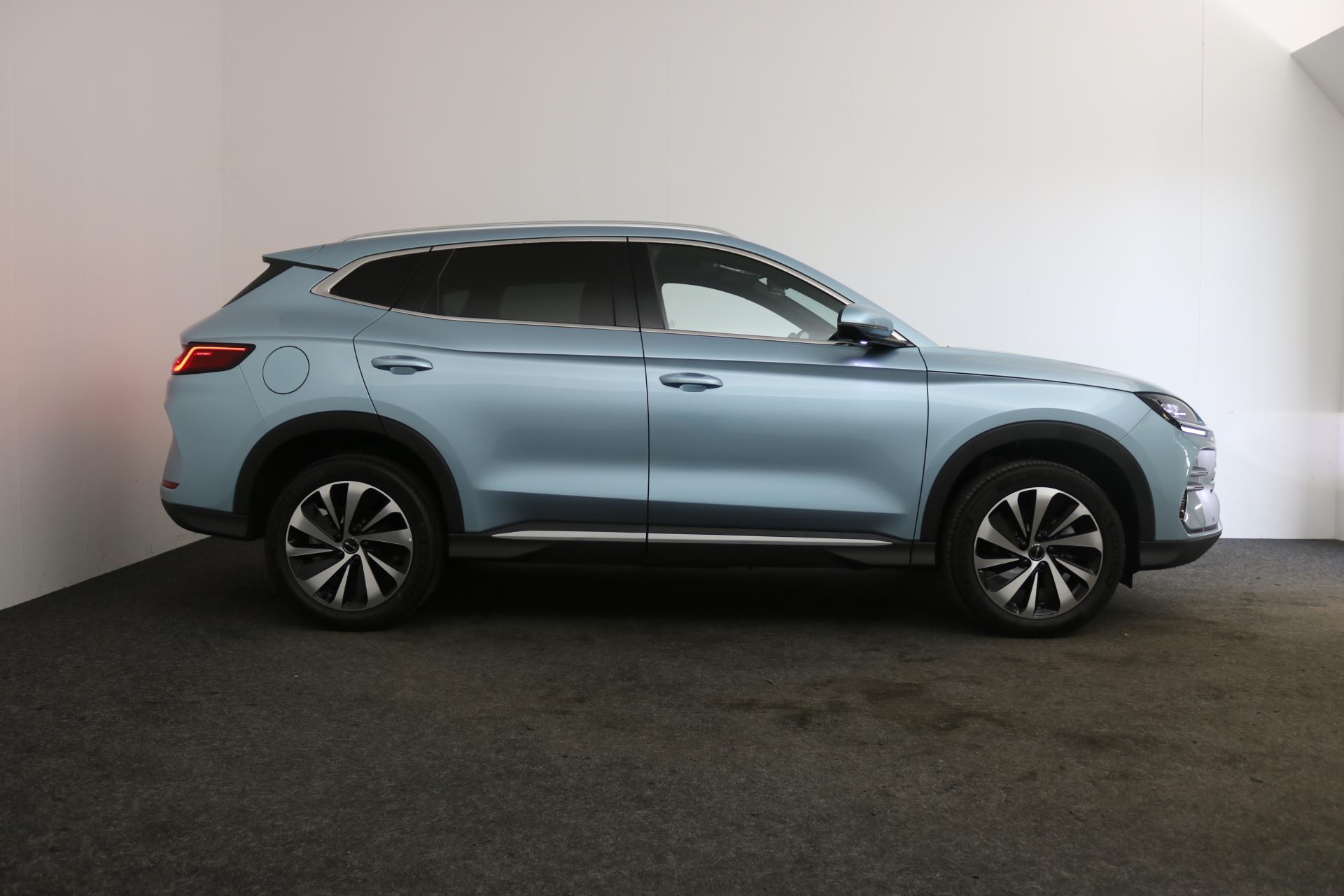 BYD SEAL U 1.5 DM-I 218 PHEV BOOST FULL OPTION *LEDER*PANO DAK*OPEN DAK*DAB*CARPLAY* - Image 3