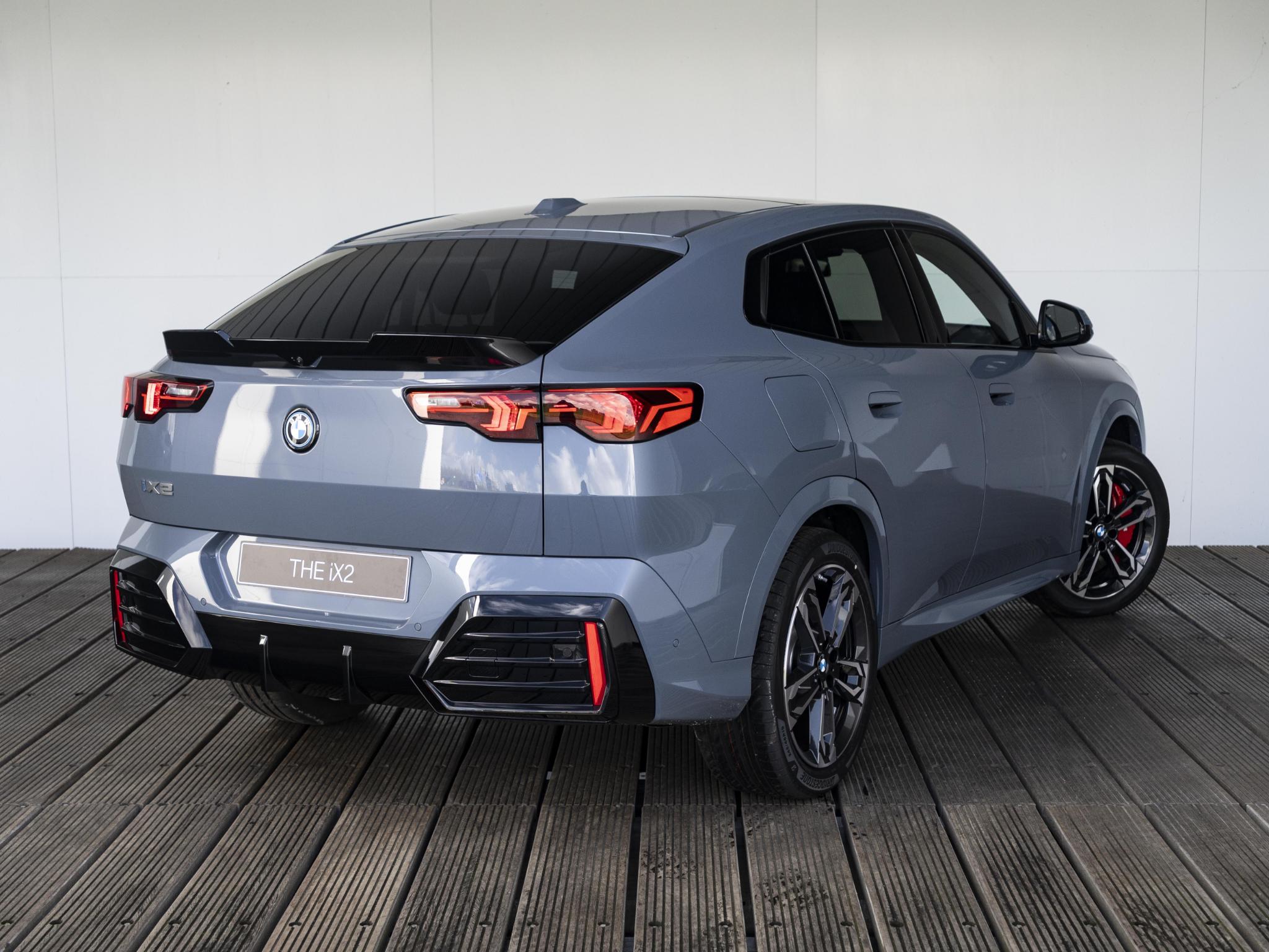 BMW iX2 eDrive20 - Afbeelding 2