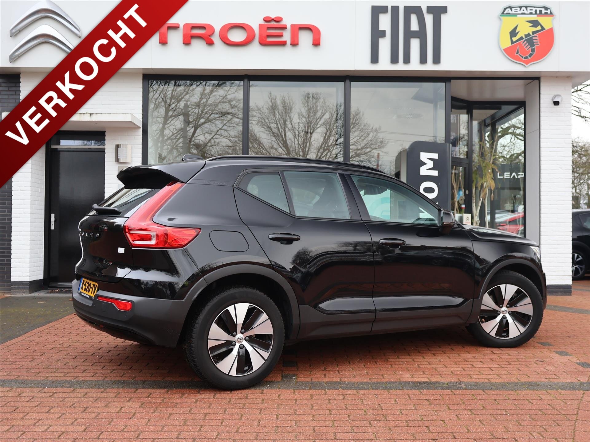 Volvo XC40 T4 Twin Engine 211PK Geartronic Automaat R-Design Expression, Rijklaarprijs | Trekhaak wegklapbaar | Leder | Adaptieve Cruise
