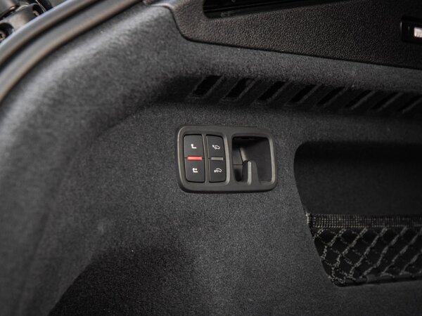 trekhaak elektrisch uitklapbaar