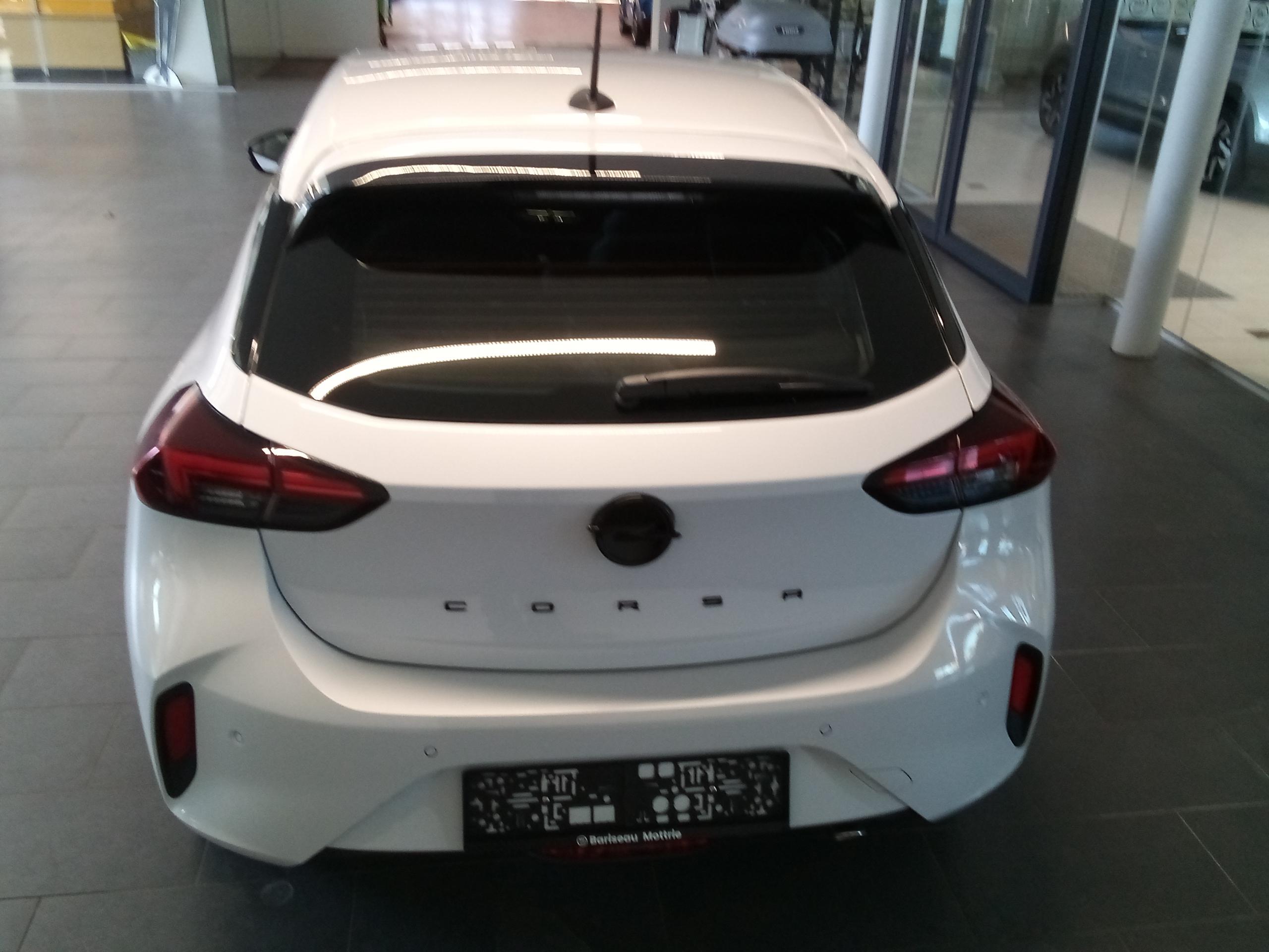 Opel Corsa GS 1.2 Turbo S/S MT6 100pk - Image 3