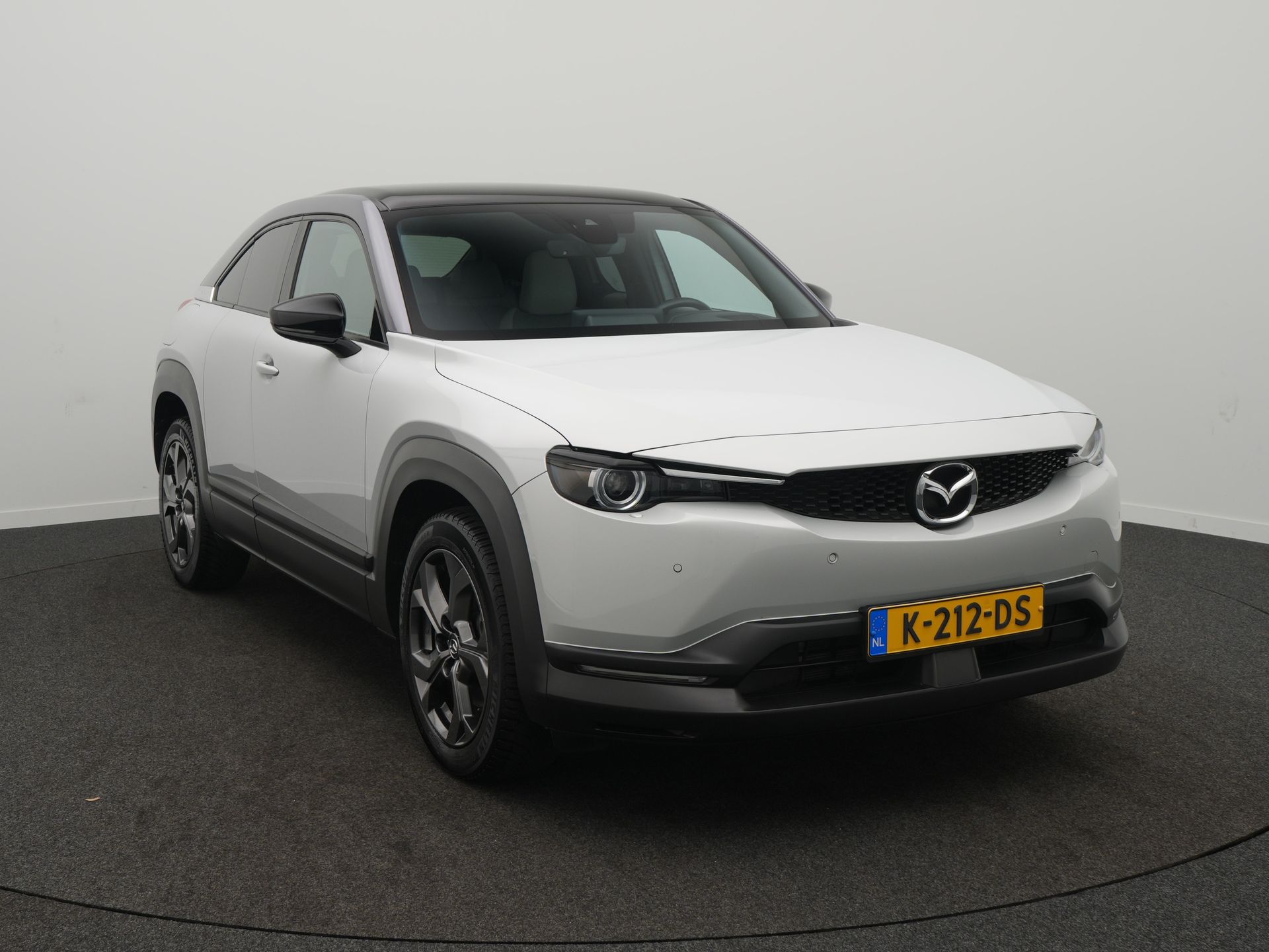 Mazda MX-30 e-SkyActiv 145 First Edition 36 kWh - SOH 92,4% - Afbeelding 3