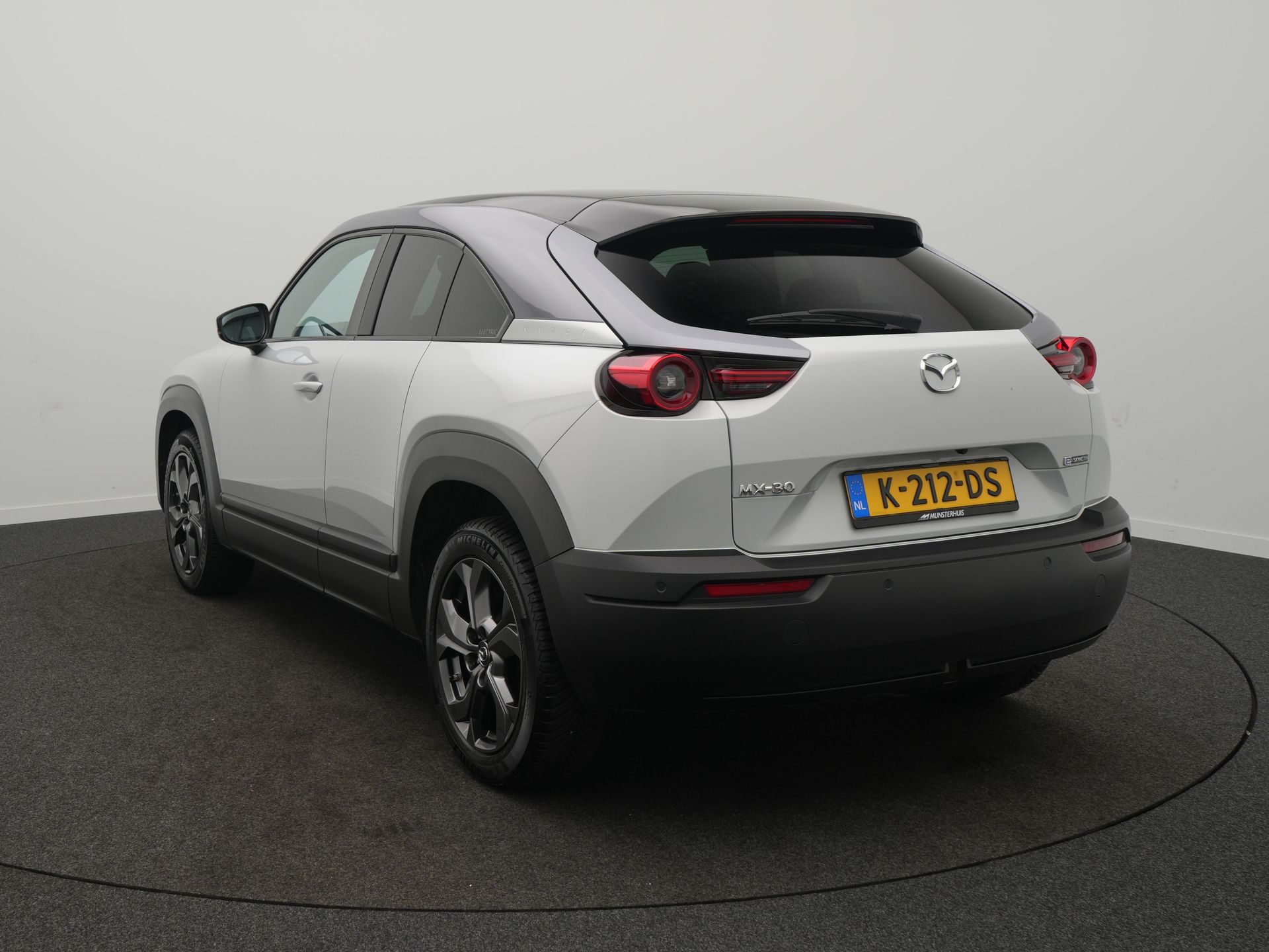 Mazda MX-30 e-SkyActiv 145 First Edition 36 kWh - SOH 92,4% - Afbeelding 4