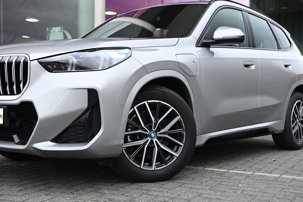 BMW X1 16