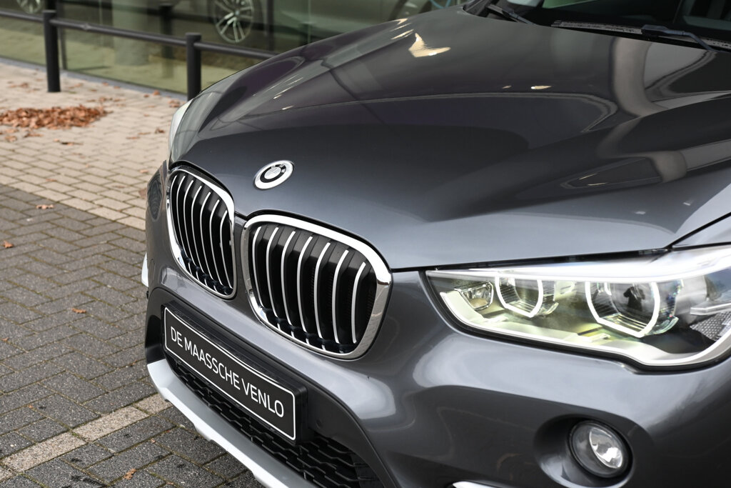 BMW X1 16