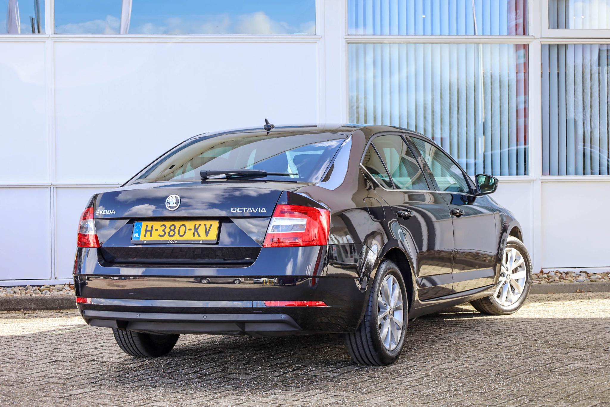 Skoda Octavia 1.0 TSI 115pk Business Edition - Afbeelding 2