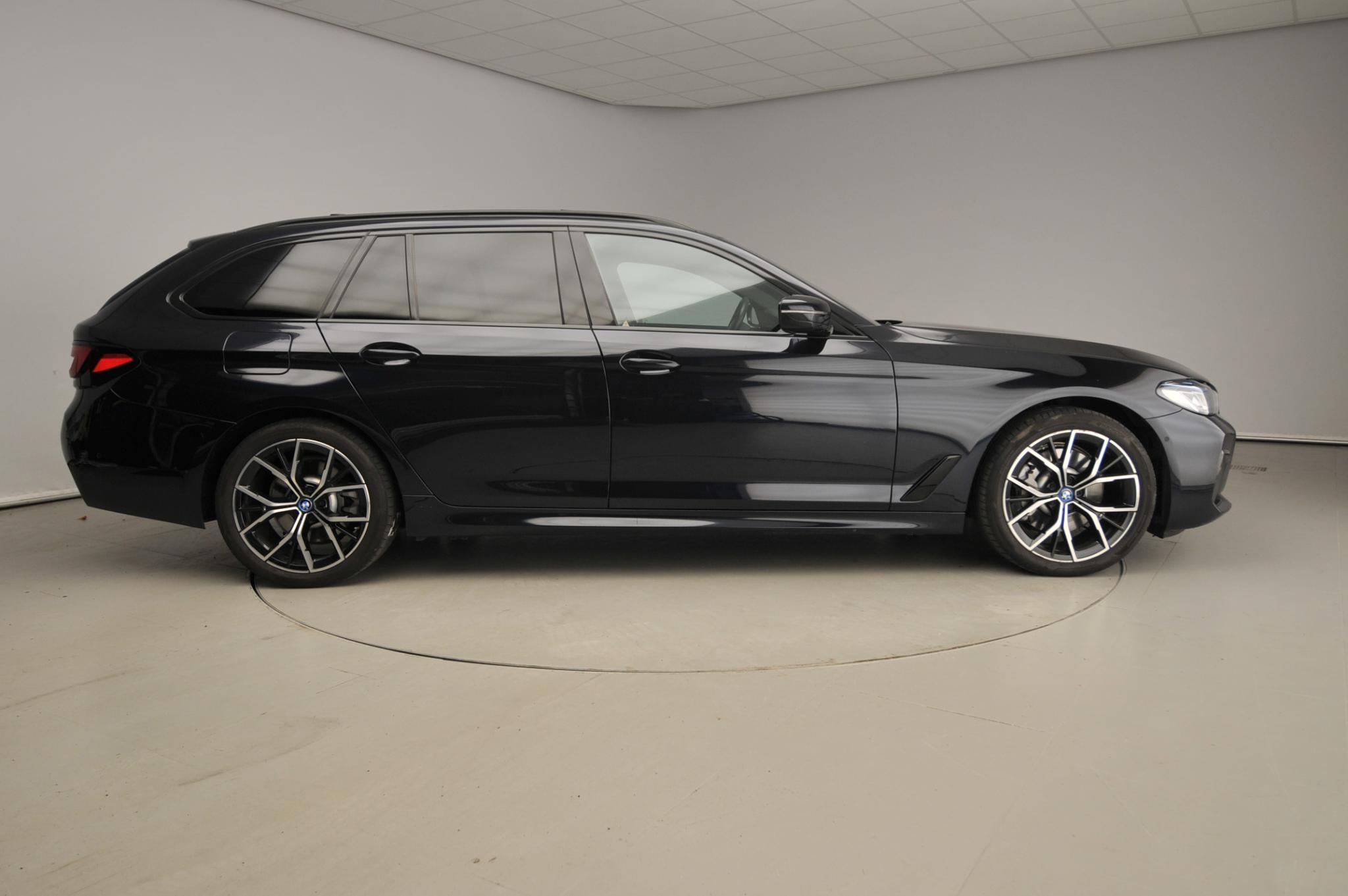 BMW 5 Serie Touring 530e xDrive - Afbeelding 5