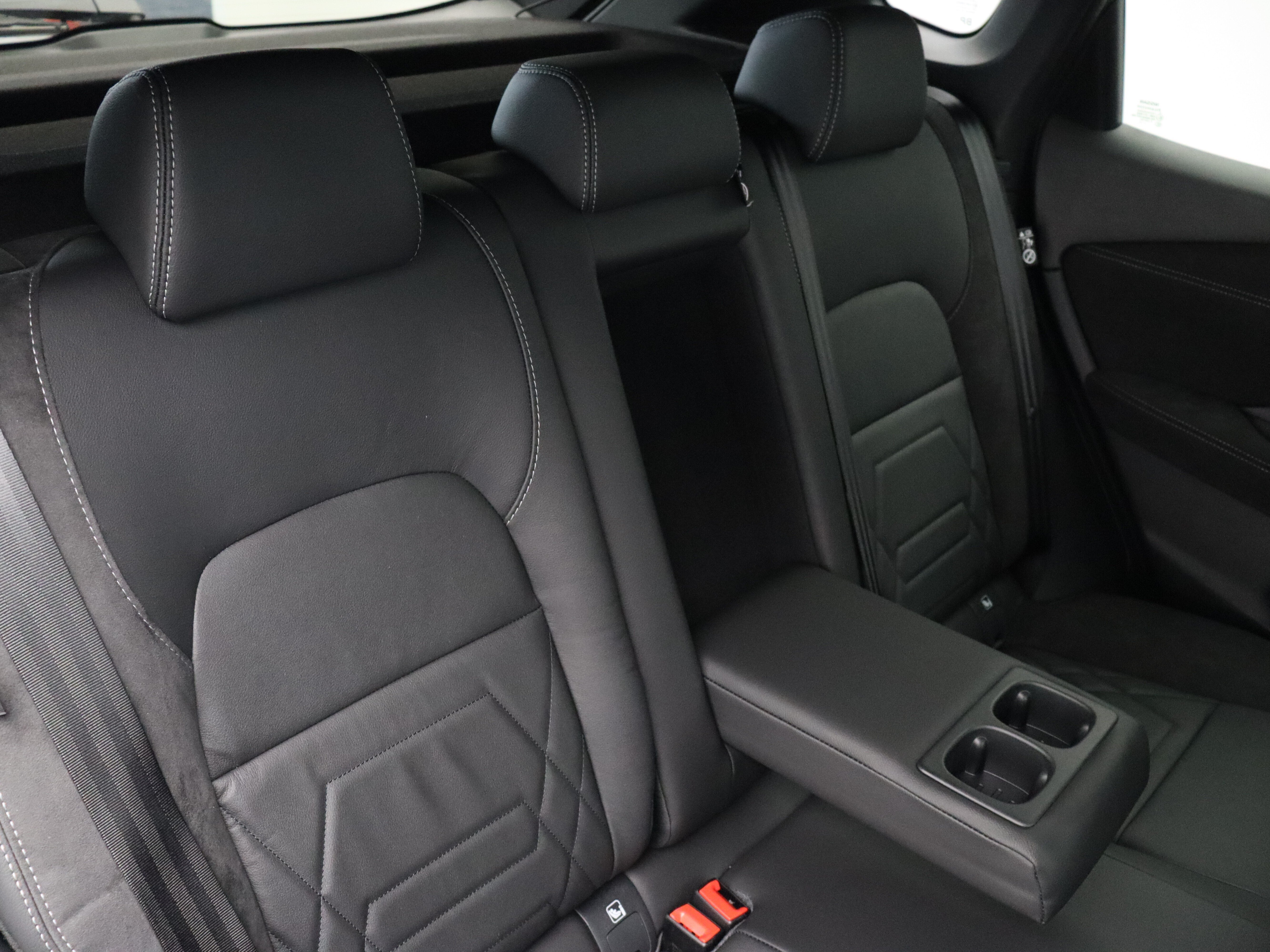 Nissan QASHQAI N-Design + Panoramisch glazen dak + Cold Pack e-Power - Afbeelding 4