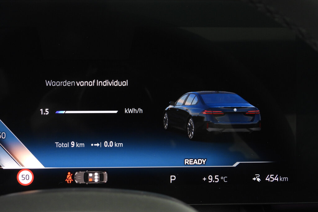 BMW i5 47