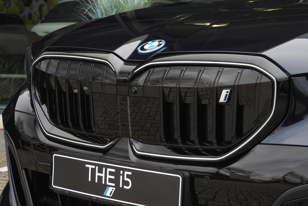 BMW i5 7