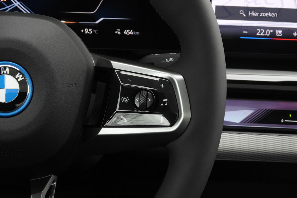 BMW i5 45