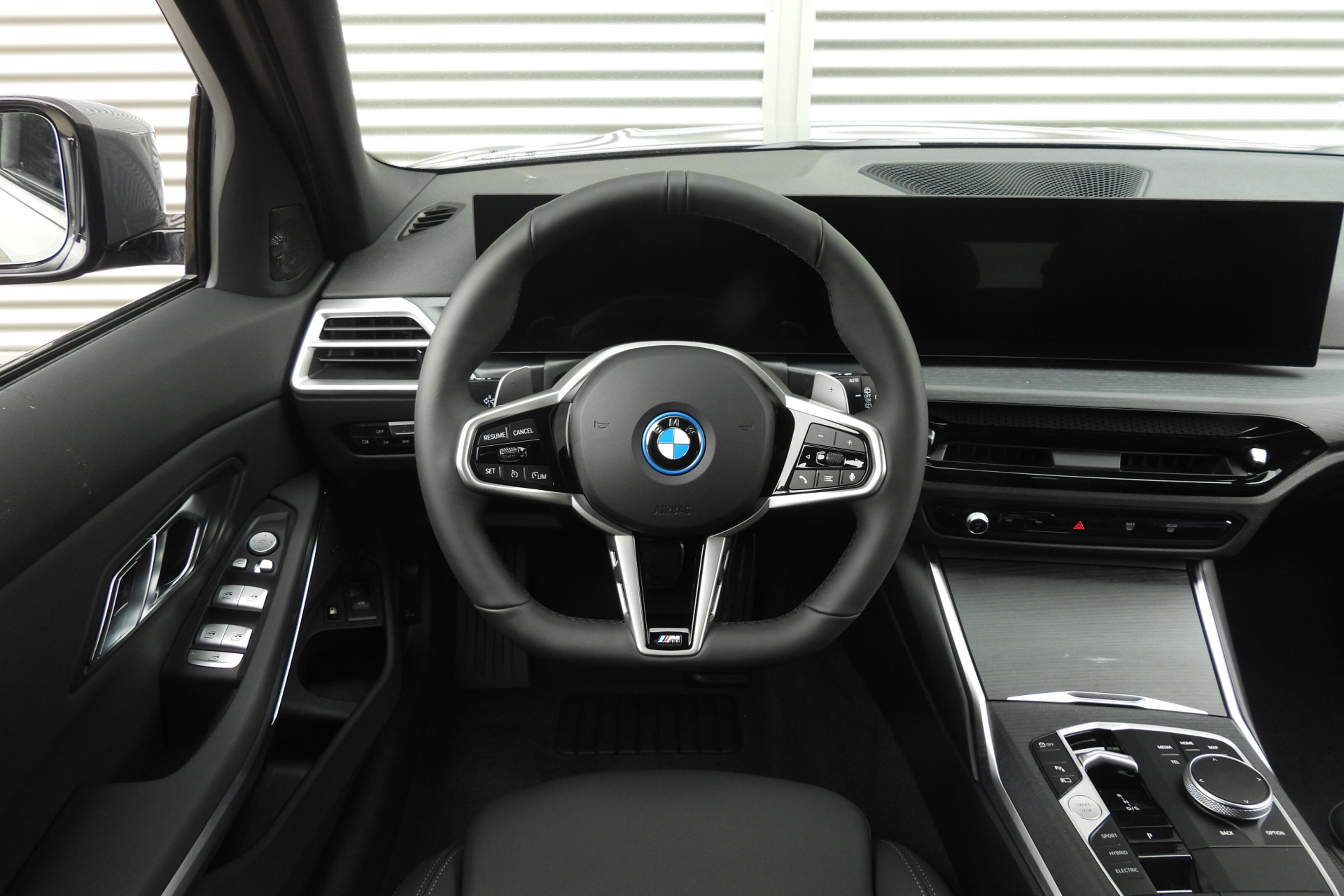 BMW 3 Serie Touring 330e M Sport Automaat