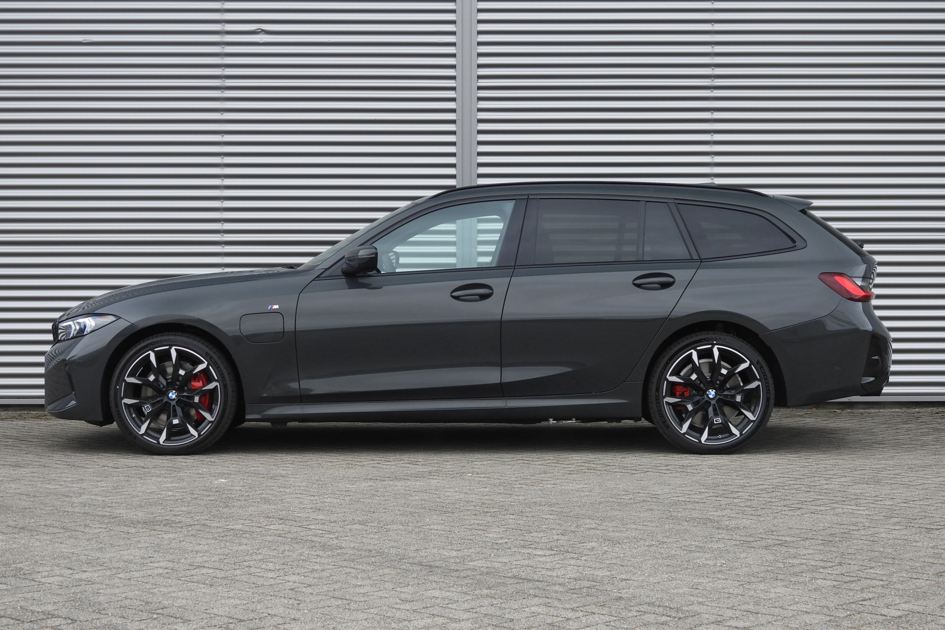 BMW 3 Serie Touring 330e M Sport Automaat
