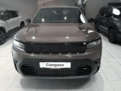 Jeep Compass JEEP Nieuwe compass Elektrisch Altitude 213pk - Image 2