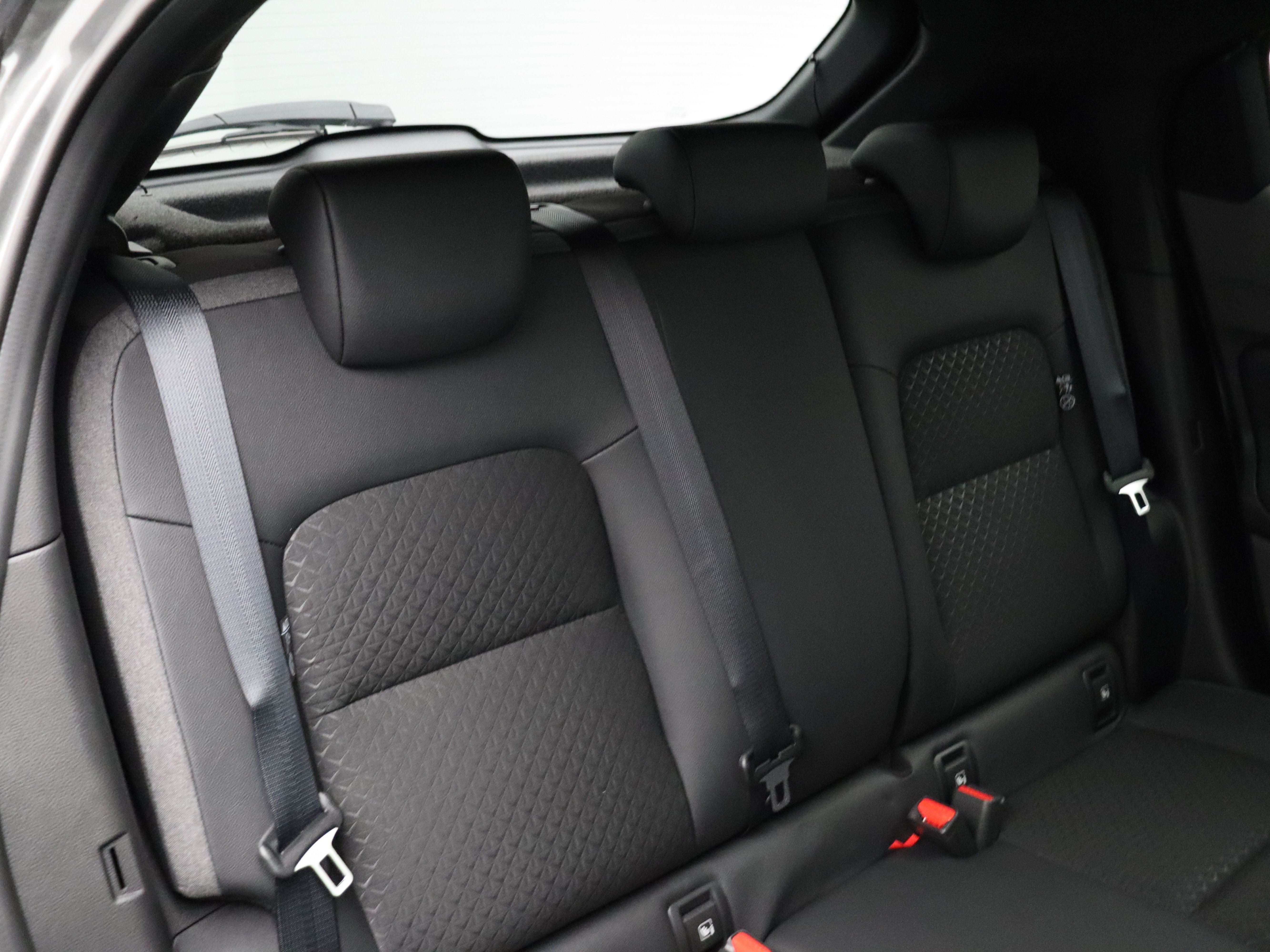 Nissan Juke N-Design Enigma Black + Cold Pack Hybrid 143 - Afbeelding 9