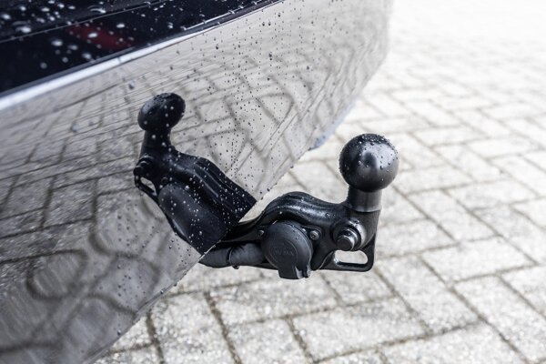 trekhaak elektrisch uitklapbaar