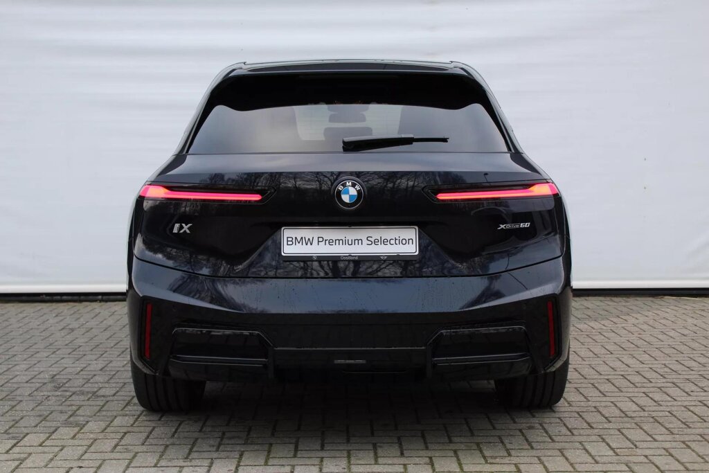 BMW iX 6