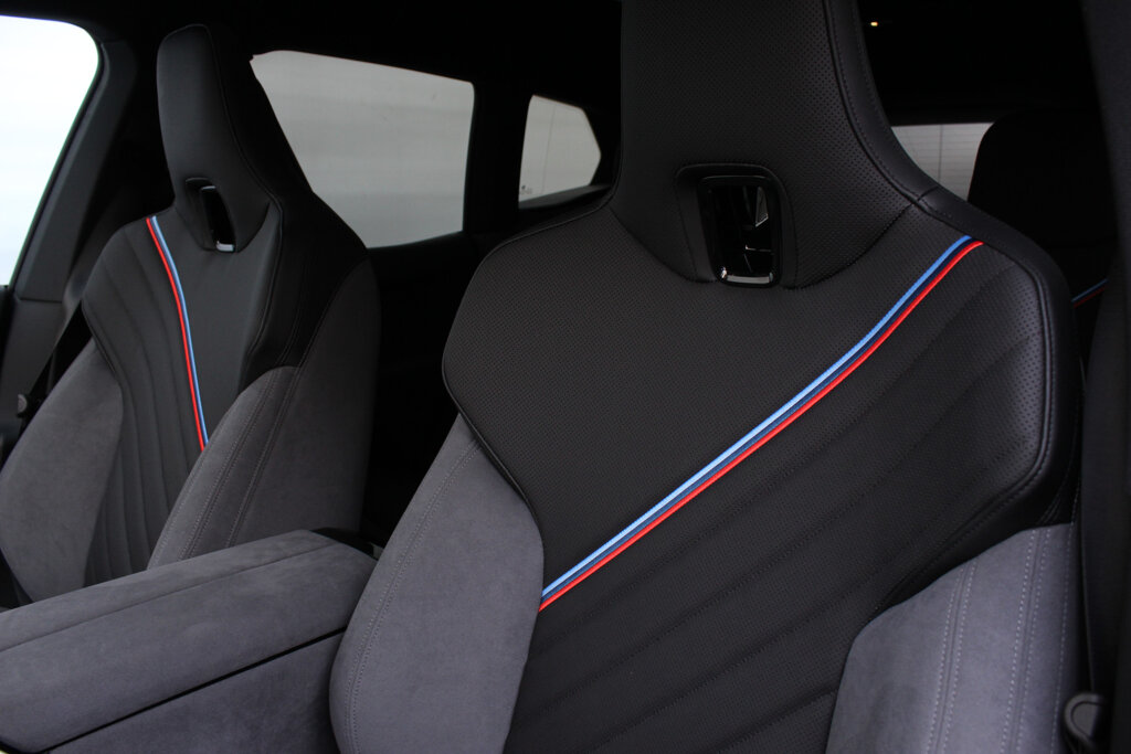 BMW iX 9
