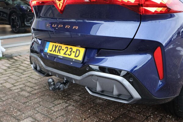 trekhaak uitklapbaar