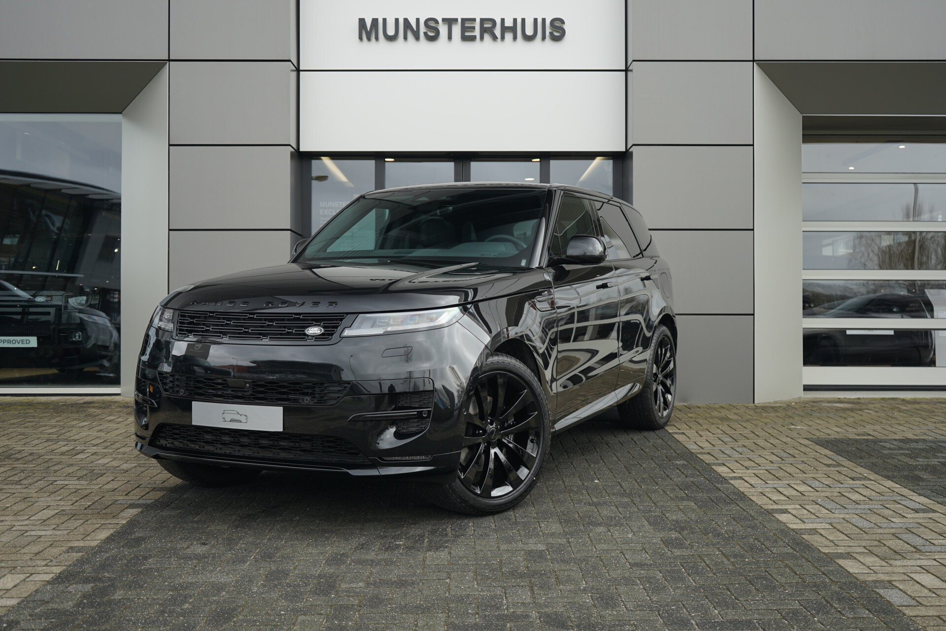 Land Rover Range Rover Sport 3.0 P460e Santorini Momentum Edition PHEV