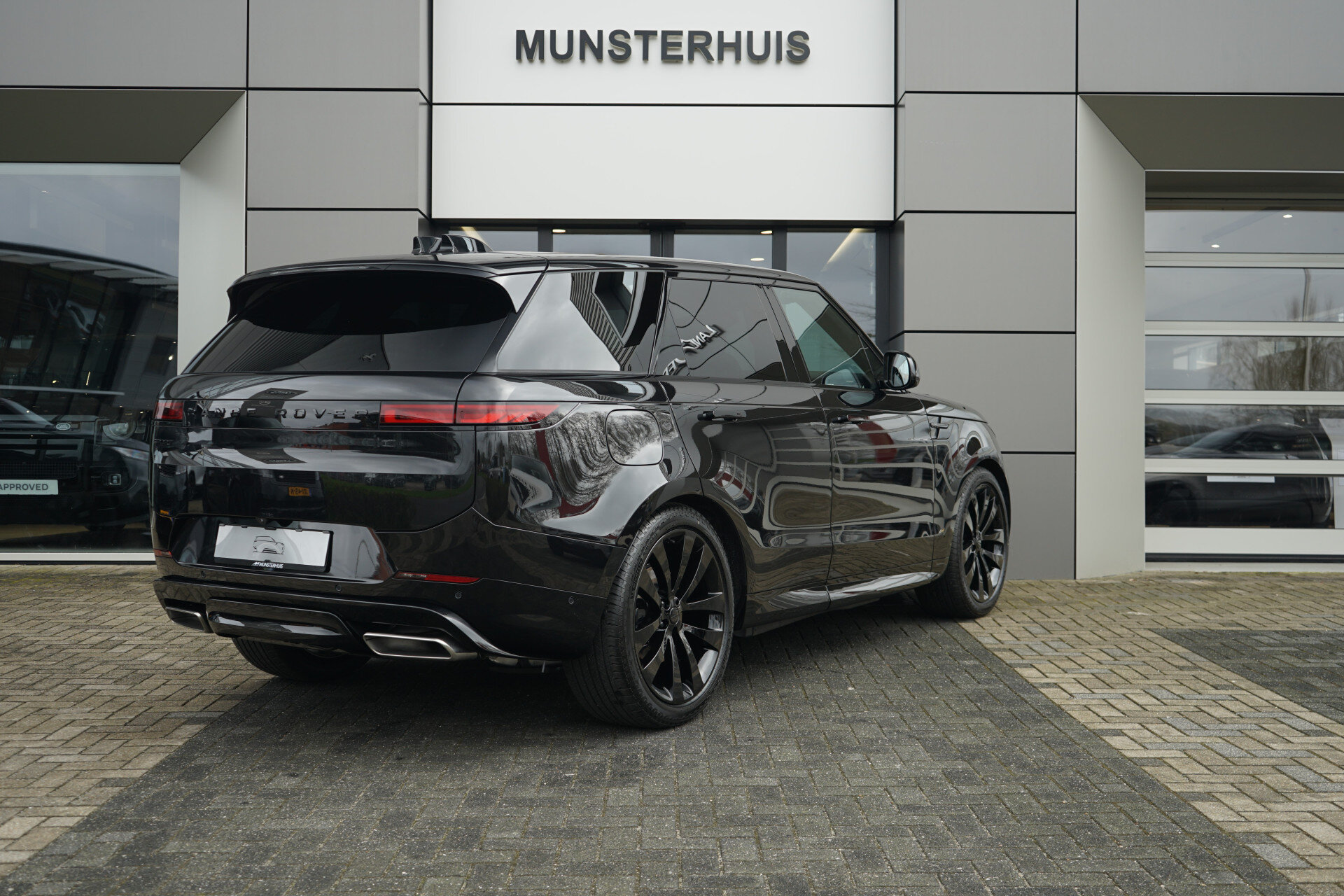 Land Rover Range Rover Sport 3.0 P460e Santorini Momentum Edition PHEV - Afbeelding 2