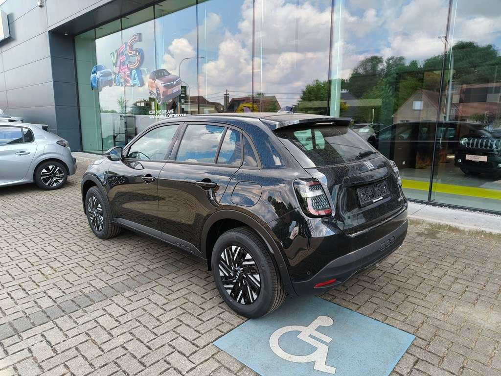 Fiat 600 HYBRID 136 HP *NAV 10,25 v - Afbeelding 3