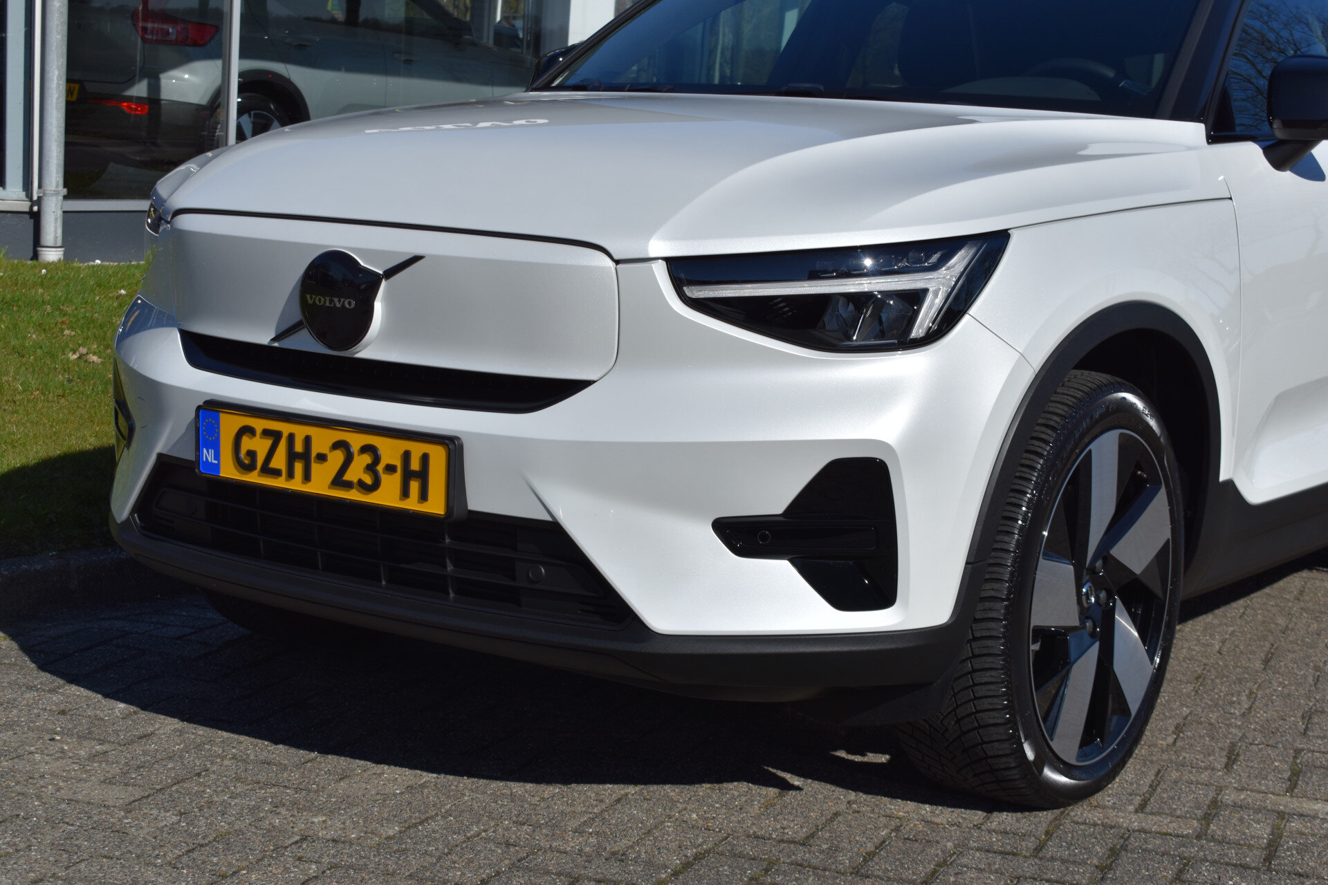 Volvo EC40 Extended Range Plus 82 kWh - Afbeelding 4