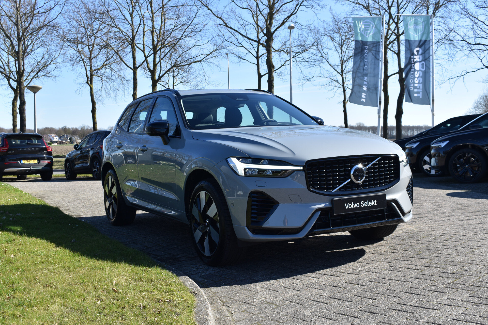 Volvo XC60 T6 AWD 350PK Plug-in Hybrid Ultimate Dark - Afbeelding 2