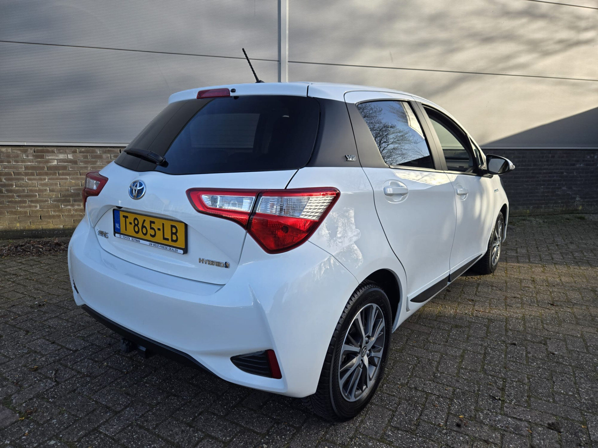 Toyota Yaris 1.5 Hybrid Y20 Exclusive Edition, Trekhaak, Stoel verwarming - Afbeelding 2