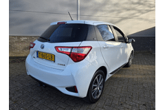 Toyota Yaris 1.5 Hybrid Y20 Exclusive Edition, Trekhaak, Stoel verwarming - Afbeelding 2