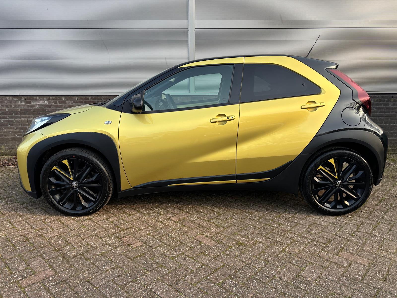 Toyota Aygo X 1.0 VVT-i MT Premium Zeer compleet ! - Afbeelding 2