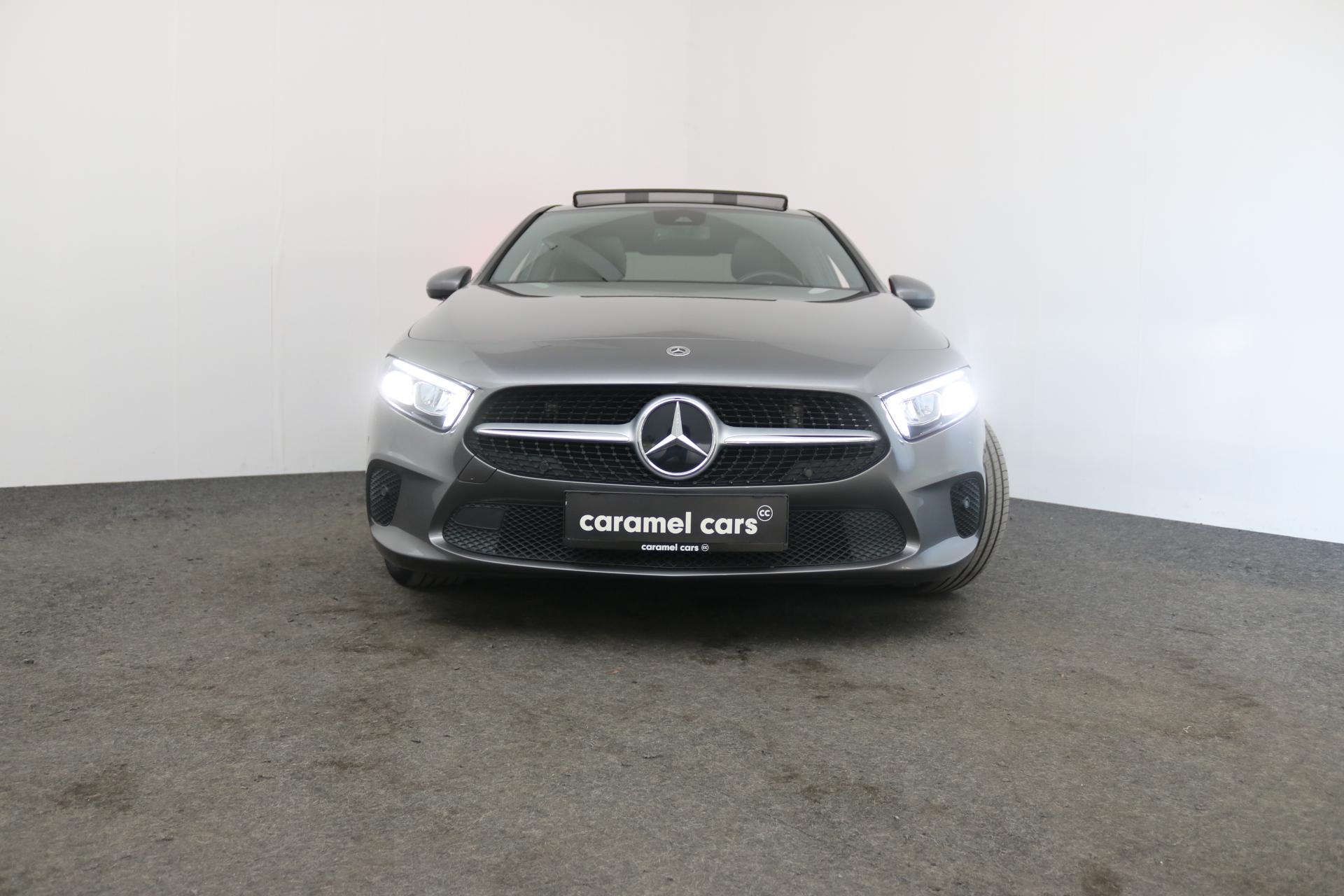 Mercedes-Benz A-Klasse 180 BERLINE *OPEN DAK*CAMERA SENSOREN*DAB*GPS*ZETELVERWARMING* - Afbeelding 2