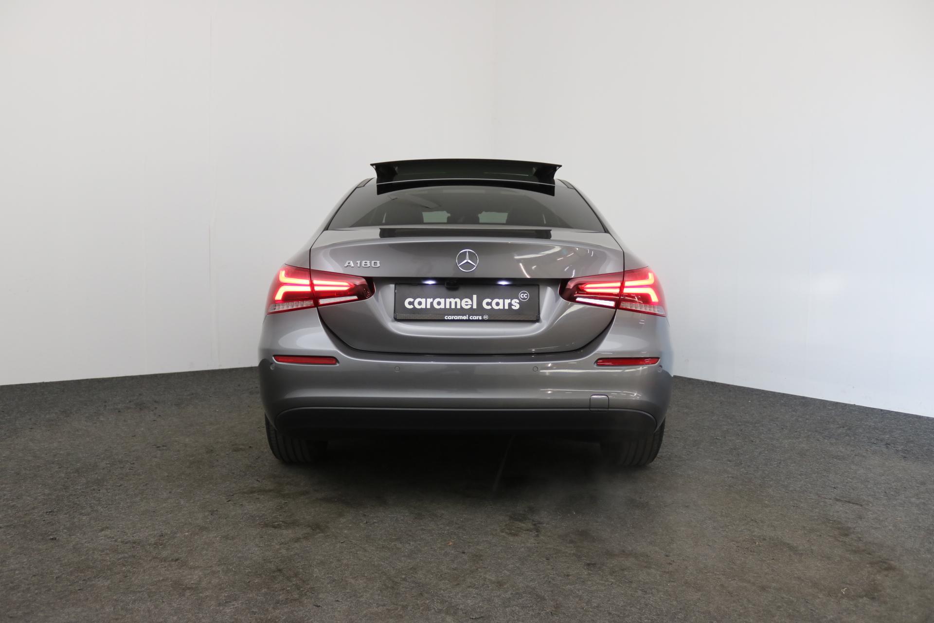 Mercedes-Benz A-Klasse 180 BERLINE *OPEN DAK*CAMERA SENSOREN*DAB*GPS*ZETELVERWARMING* - Afbeelding 5