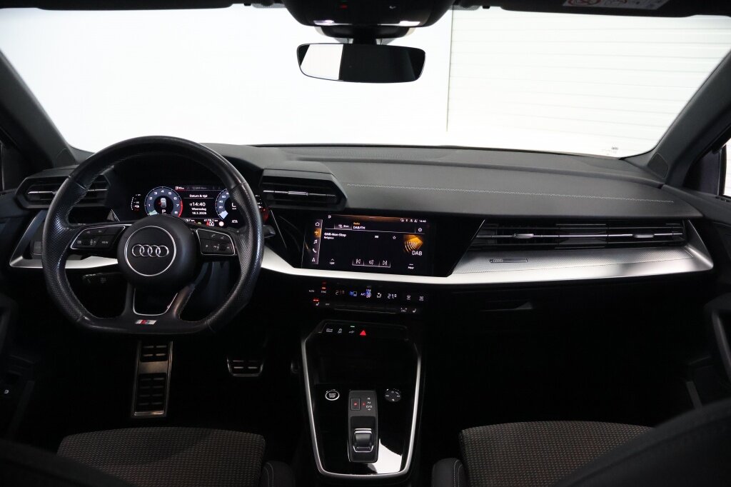 Audi A3 Sportback 45 TFSI e S-Line Competition 245PK | Stoelverwarming | Carplay - Afbeelding 2