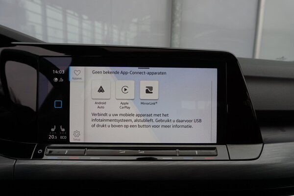 Apple Carplay/Android Auto