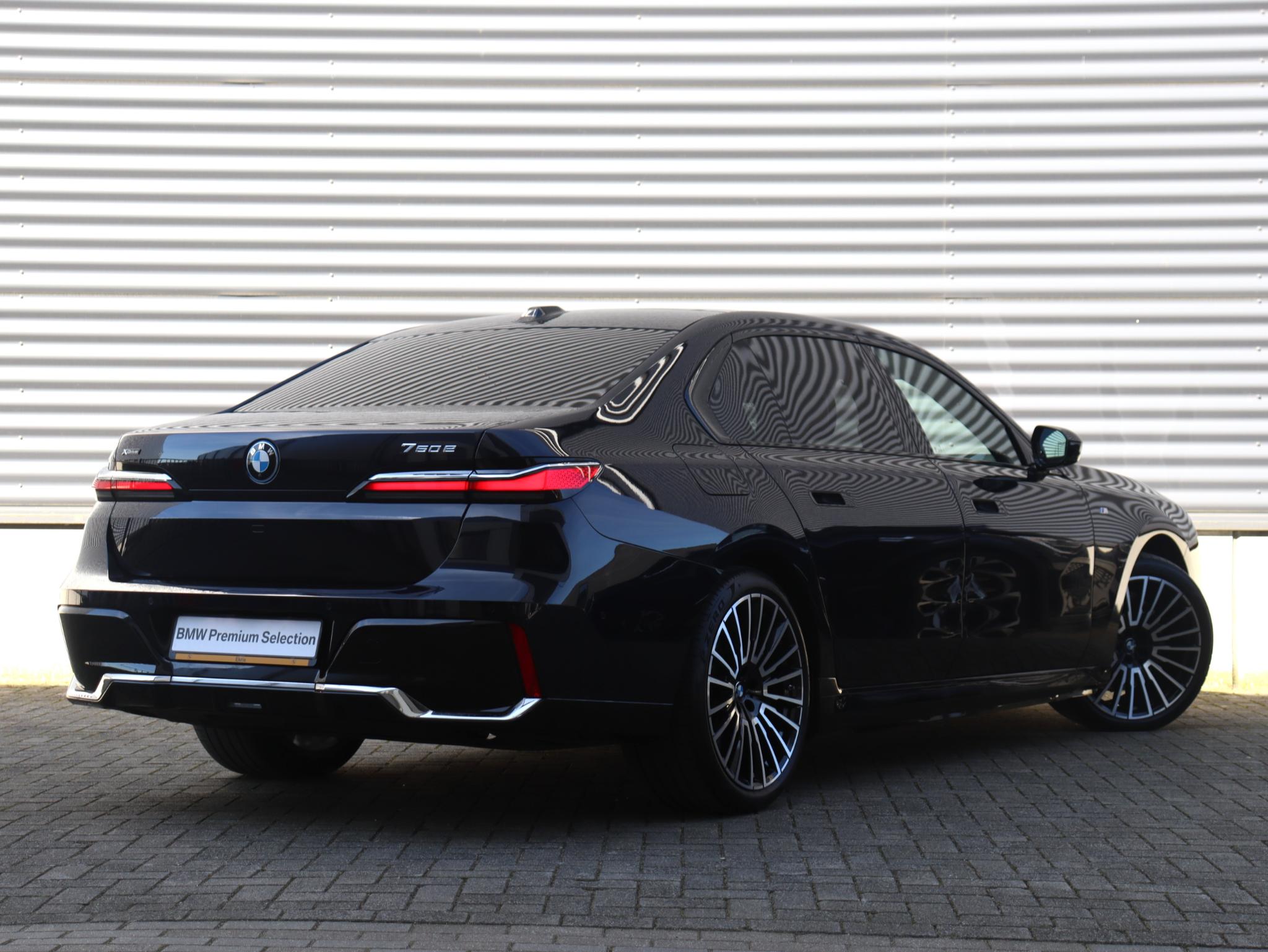 BMW 7 Serie 750e xDrive - Afbeelding 2