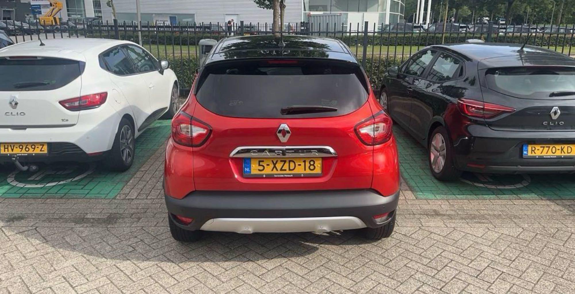 Renault Captur Energy TCe 90 Serie Limitee Helly Hansen - Afbeelding 4