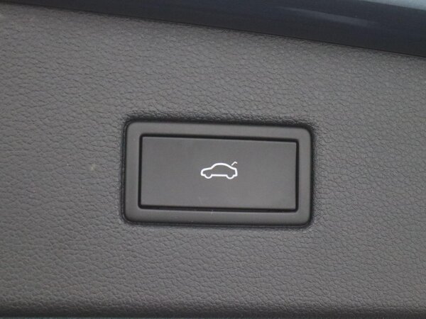 Elektrisch bedienbare achterklep