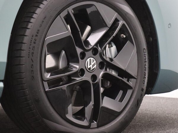 Velgen 'York', 18 inch lichtmetaal in zwart Velgen 'York', 18 inch lichtmetaal in zwart