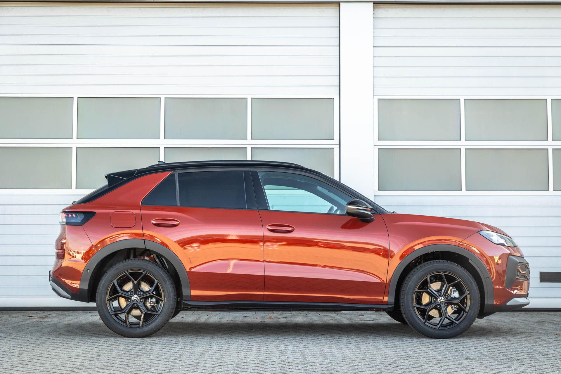 Volkswagen T-Roc 1.5 eTsi 115pk DSG Style First Edition - Afbeelding 3