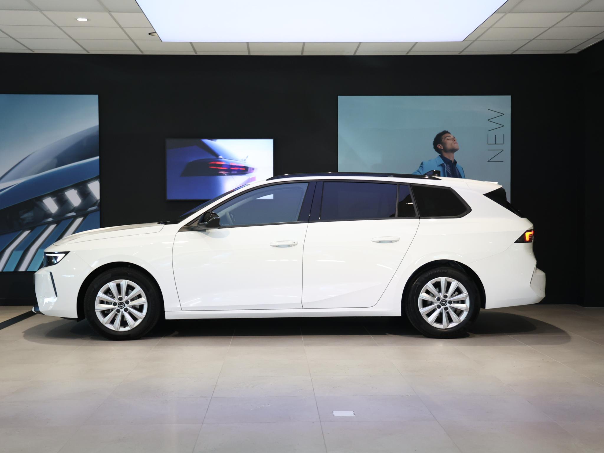 Opel Astra Sports Tourer Business Edition 110 pk - Afbeelding 2