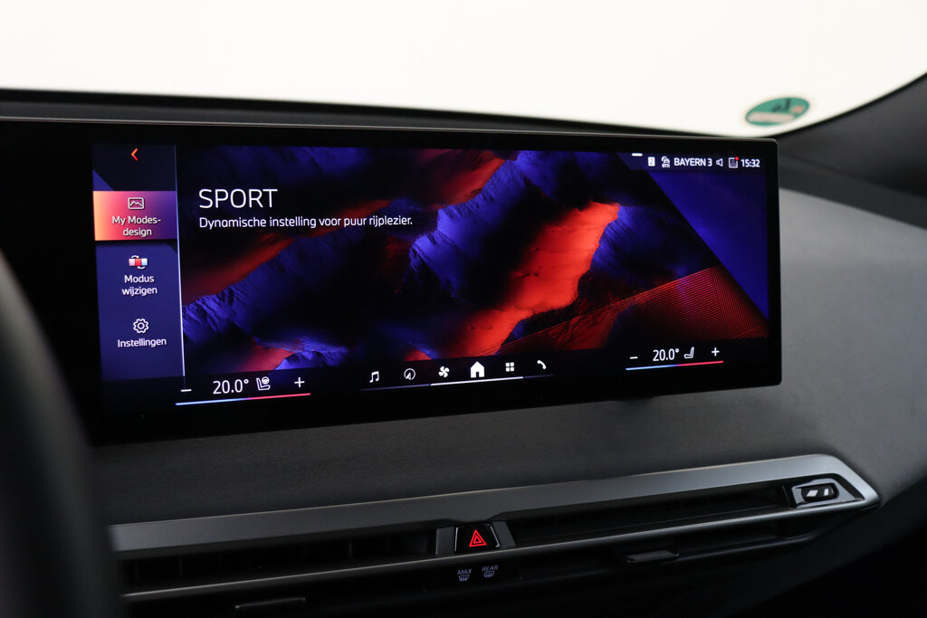 BMW iX 39