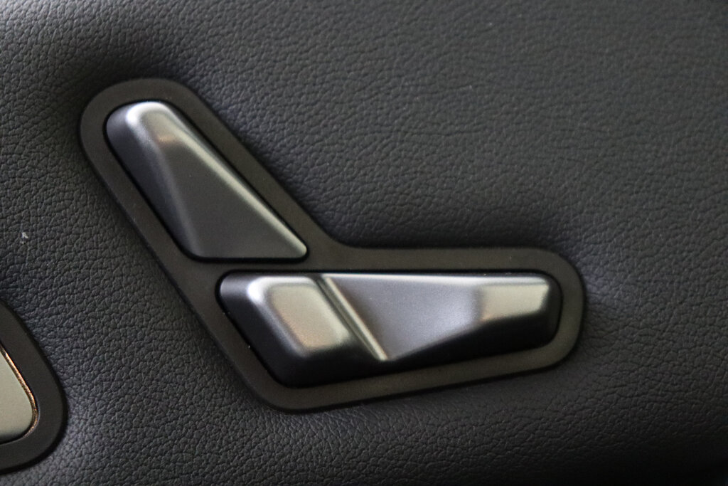 BMW iX 48