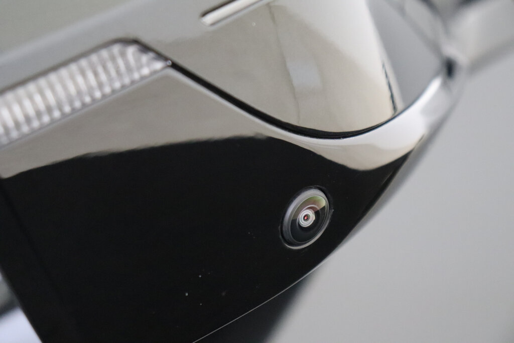 BMW iX 62