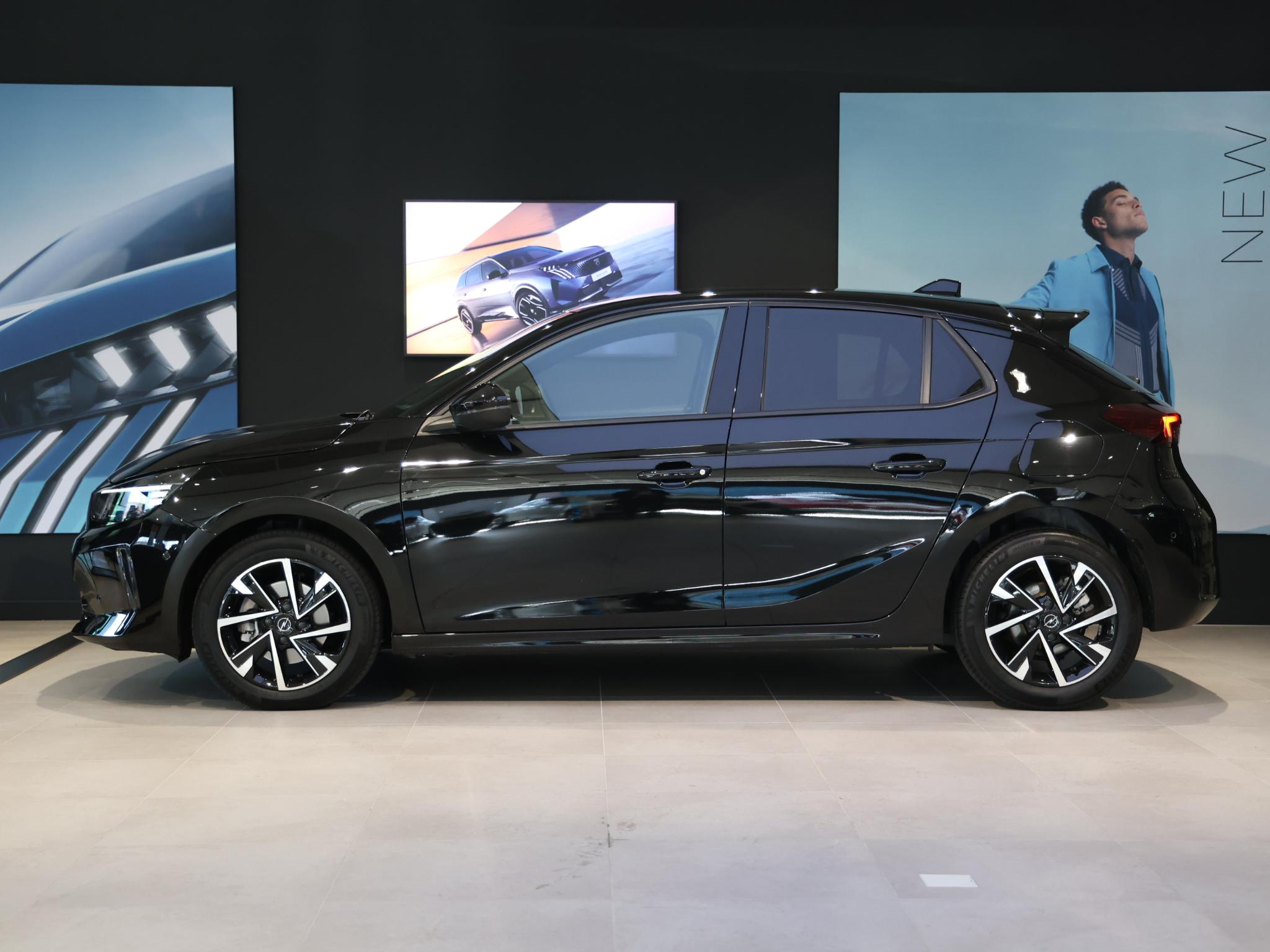 Opel Corsa 145 pk Hybrid GS Automaat - Afbeelding 2